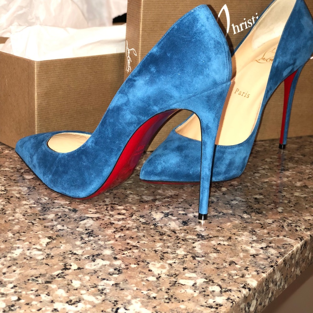 Pigalle size 49-1/2 USA women’s 9-1/2  Brand new